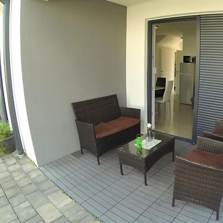 Apartmani Zaric Malinska Kültér fotó